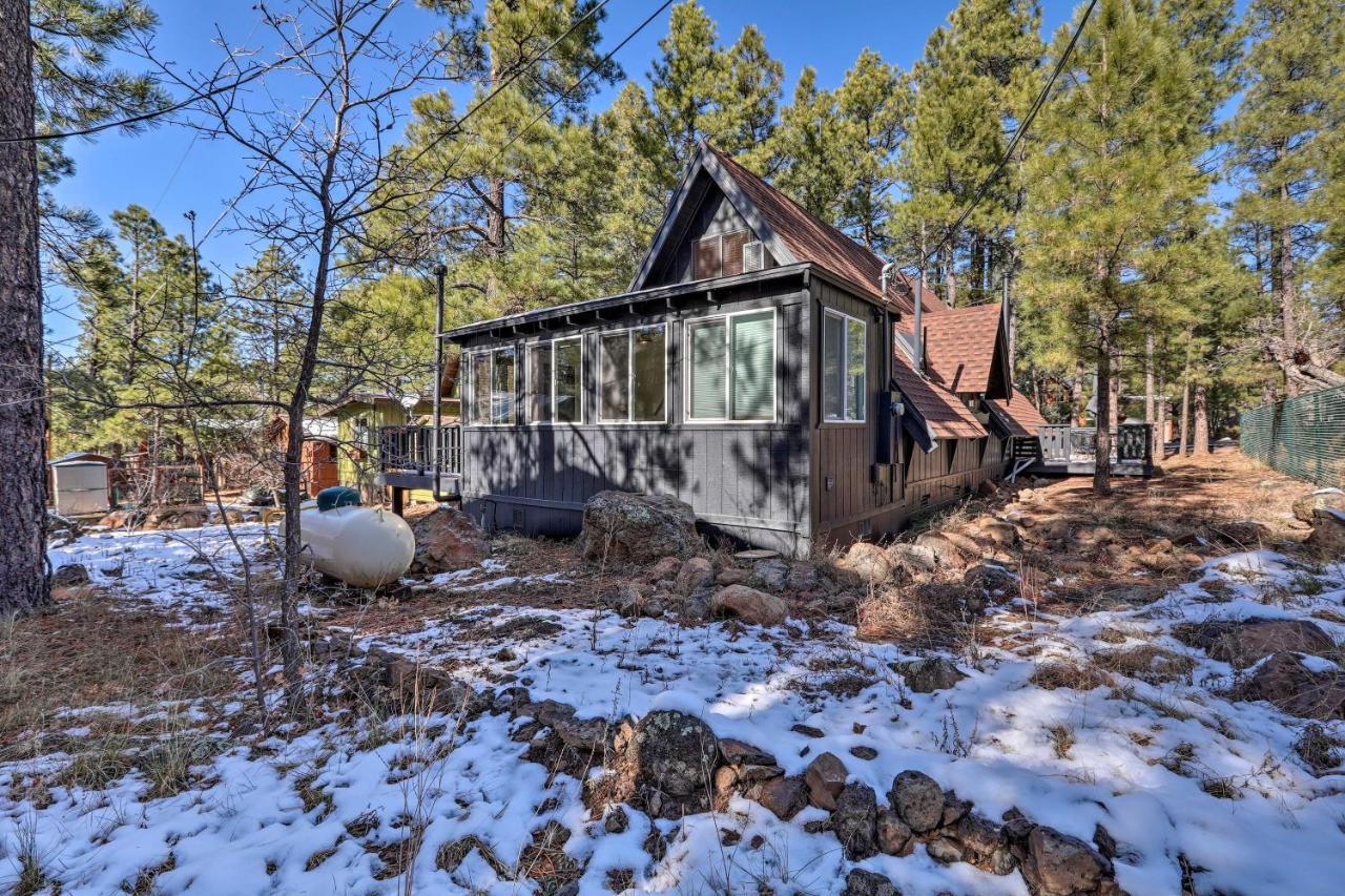 Modern Munds Park Cabin With Deck Hike, Bike And Ski! Exterior photo